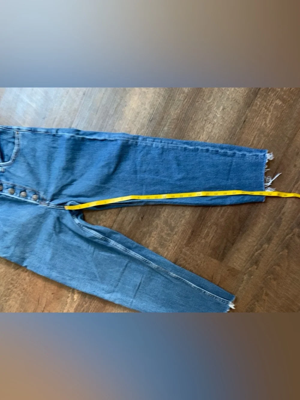 Abercrombie & Fitch The Mom high-rise jeans straight leg raw hem sz 28 EUC 6 - Picture 12 of 16